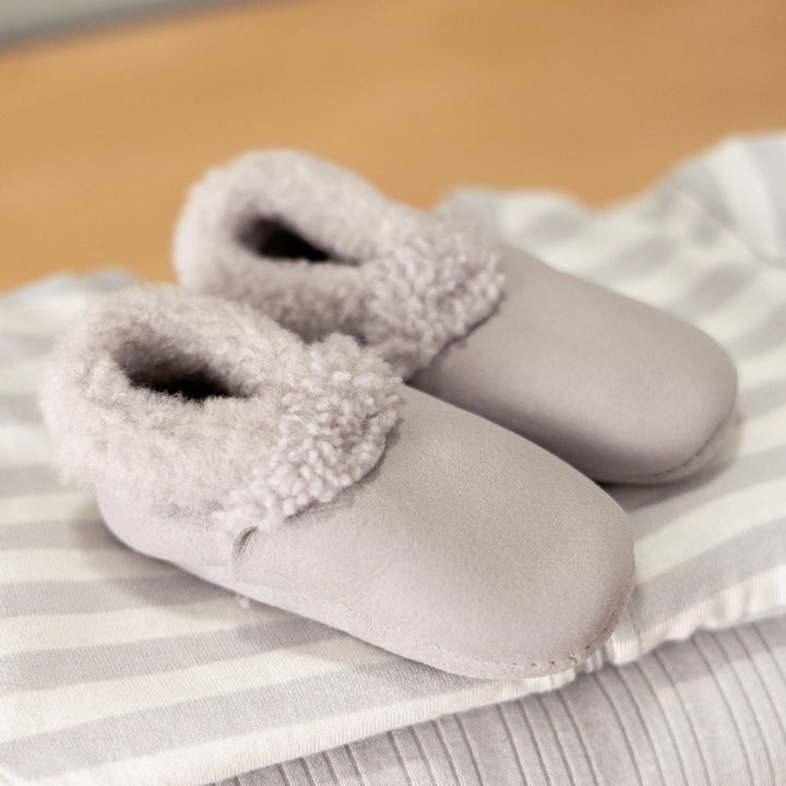 Woolbabe Lambskin Booties - Pebble