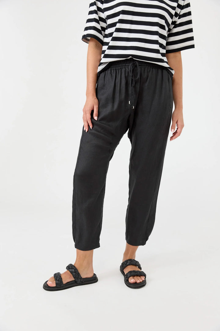 Studio Relaxed Pant - Ebony