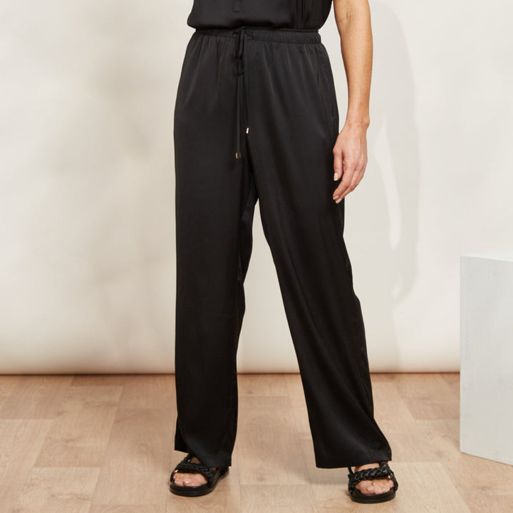 Go for chic in your everyday attire with the fabulous Elysian Pant. Available from www.thecollectivenz.com