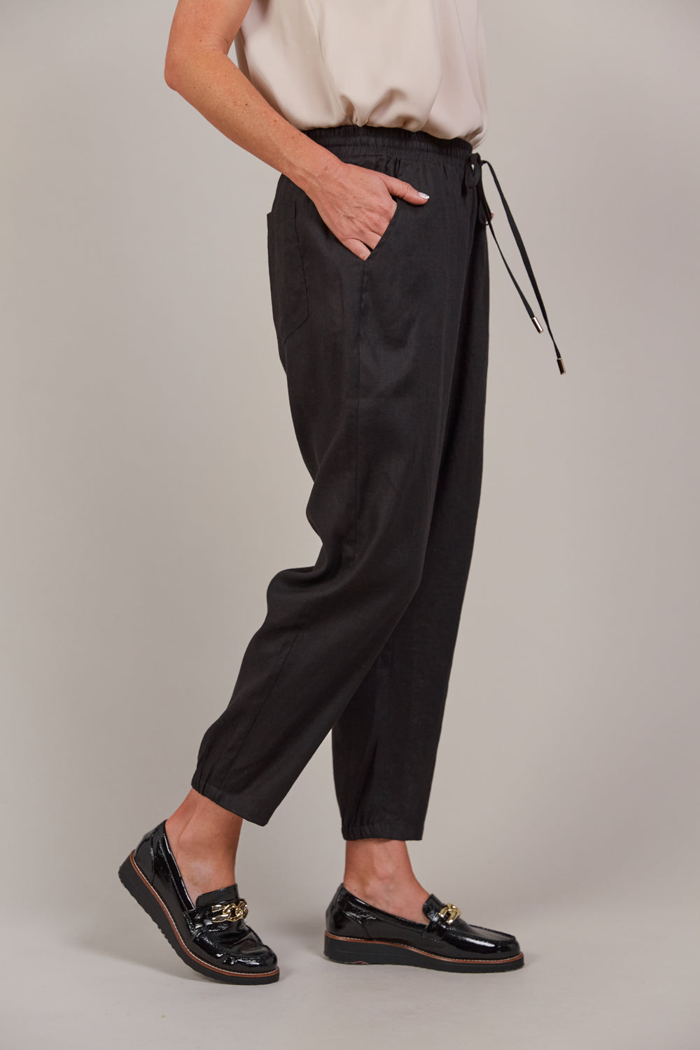 The Laax Relaxed Pant is designed for everyday ease and seasonal versatility. Available from www.thecollectivenz.com
