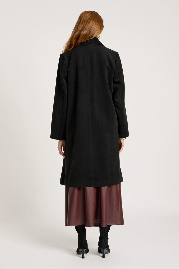 Wanderer Coat - Black