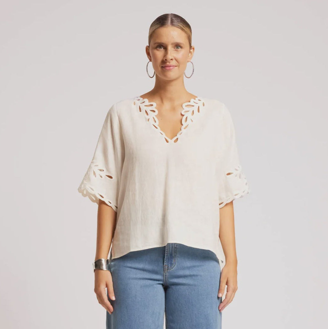 Eb + Ive Maris Top - White