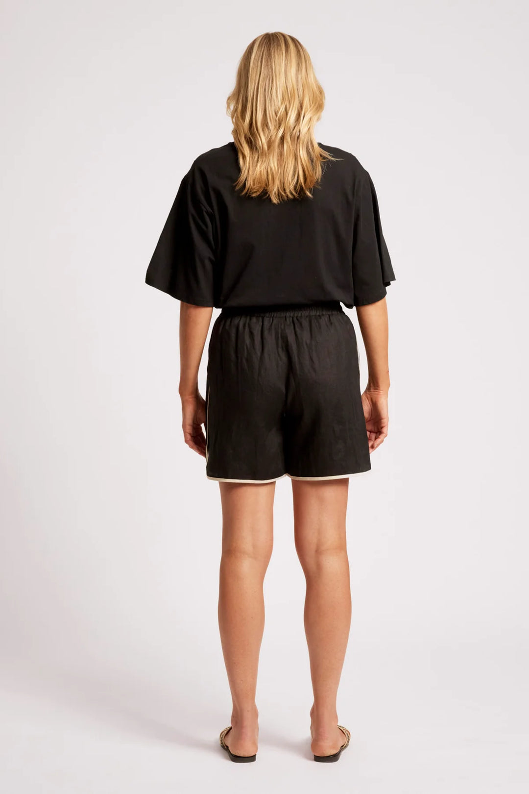 Eb + Ive Maris Splice Short - Black / Tusk