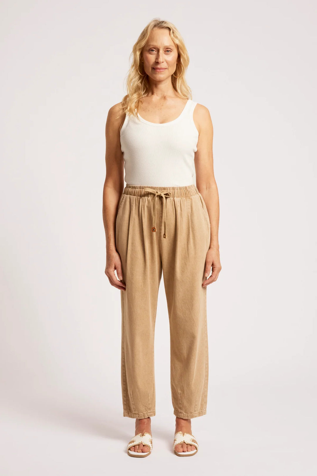 Eb + Ive Dusk Jogger Denim Pant - Dune