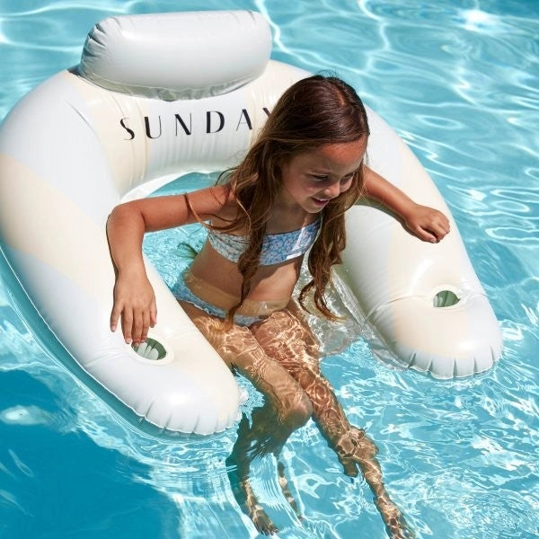 Swim Essentials | Inflatable Hammock Lounge - The Beach Club
