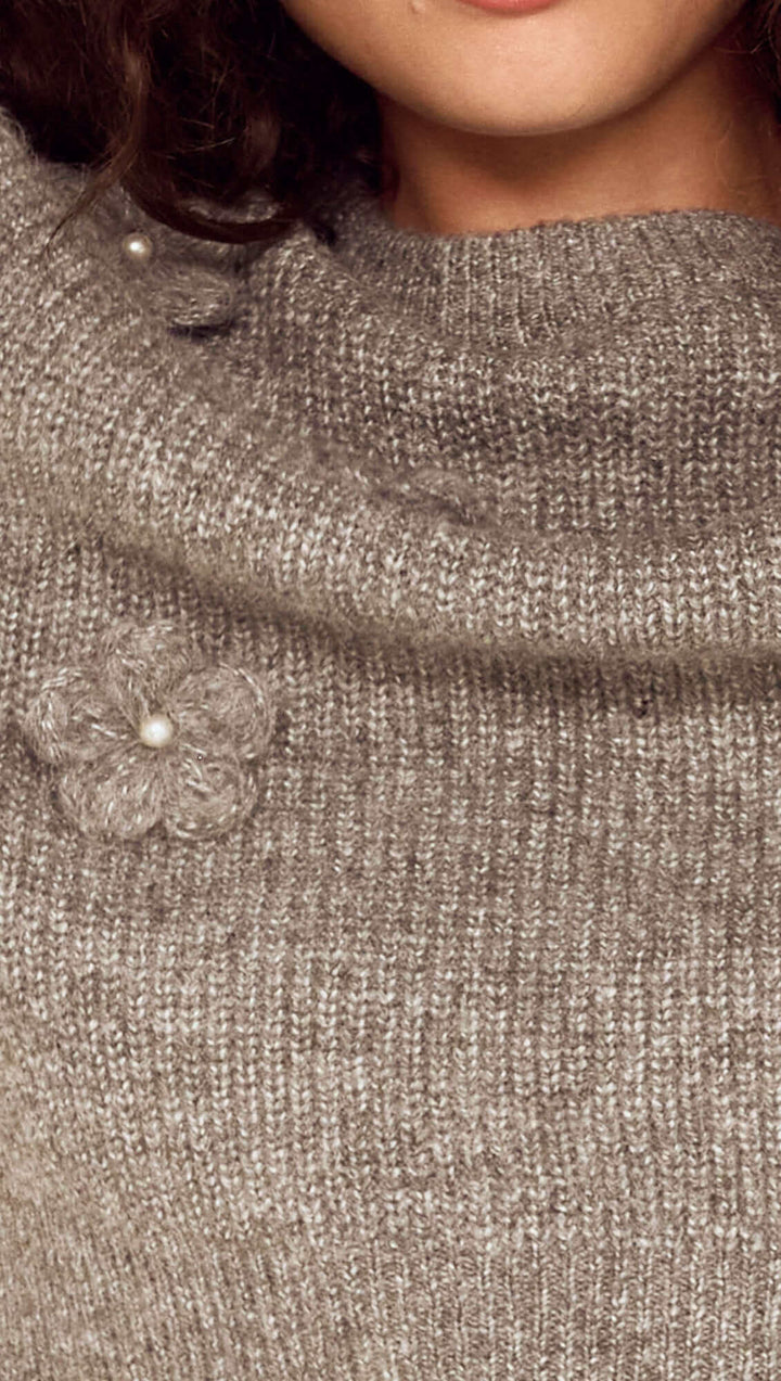 Vera floral Applique knit - Grey