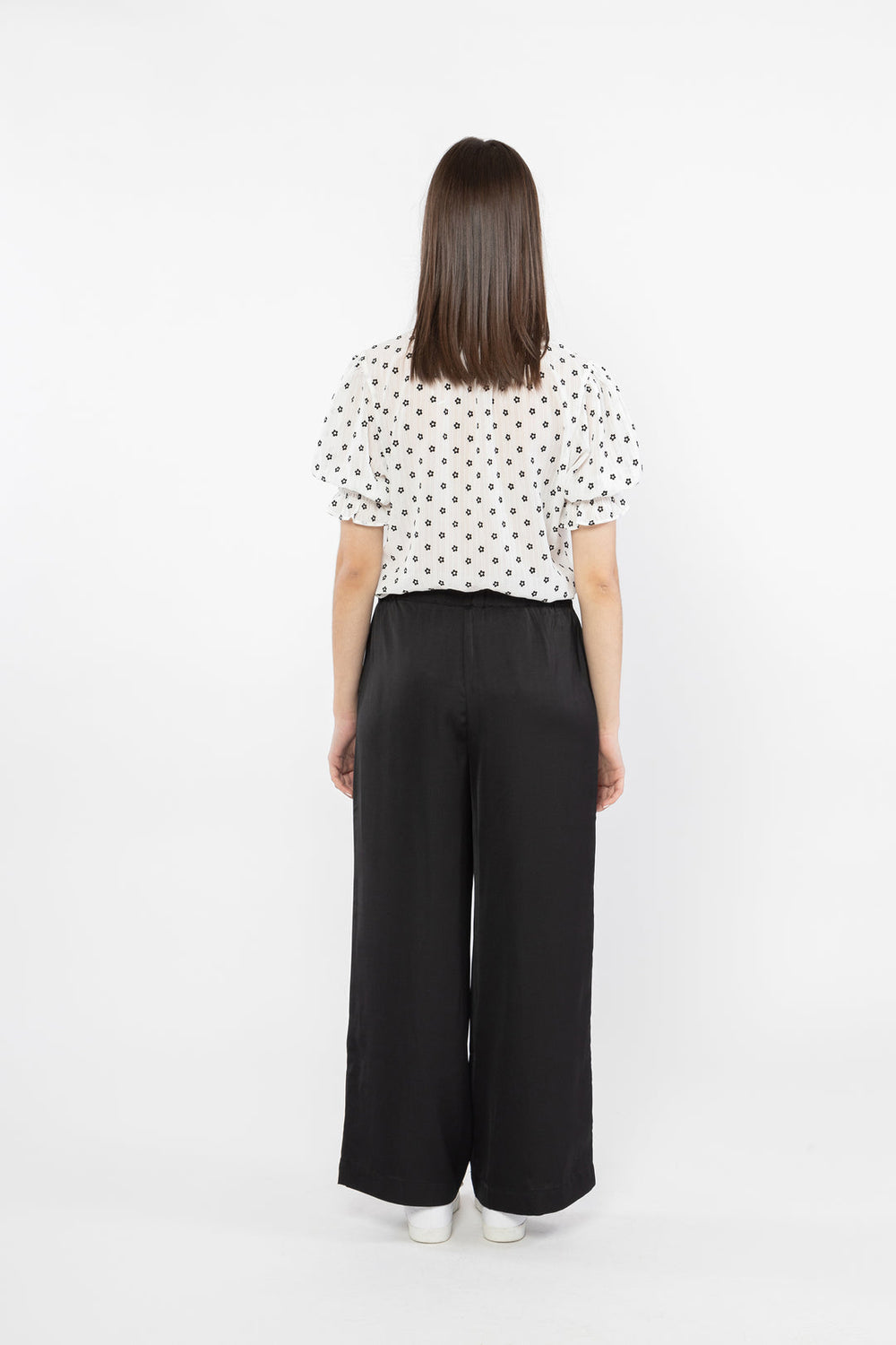 Billie the label curious pant available from www.thecollectivenz.com
