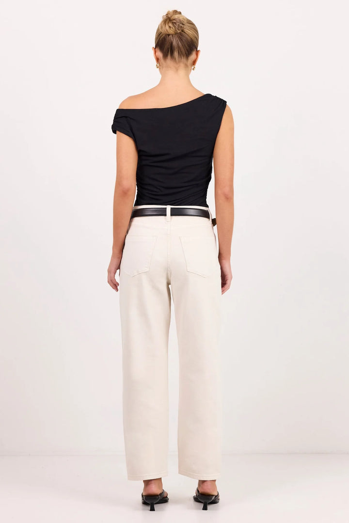 Tradition Ecru Stretch Soft Barrel Jeans | Ivy + Jack