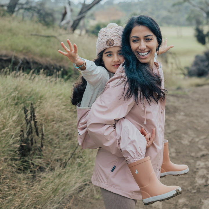 These waterproof jackets are shaped especially for mums and dads and designed to compliment the colourways and prints in the Crywolf Mountain range.