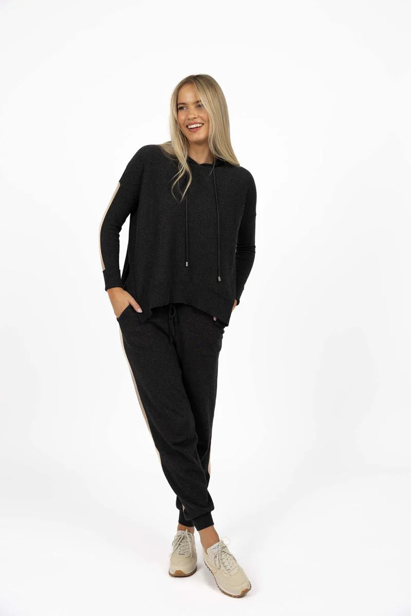 Peyton Hoodie - Charcoal/Latte (HW26318)