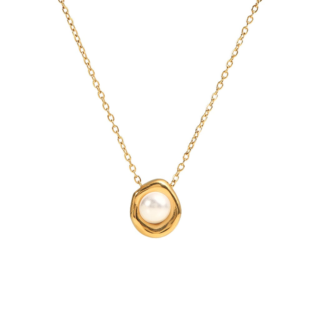 Halo Gold Pearl Necklace | Chaos & Company