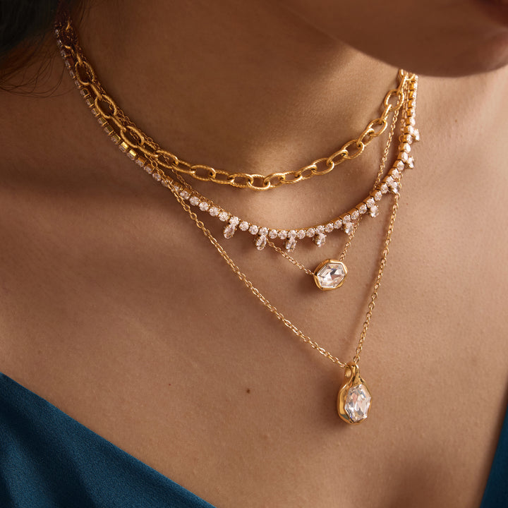 Isla Clear Necklace | Chaos & Company