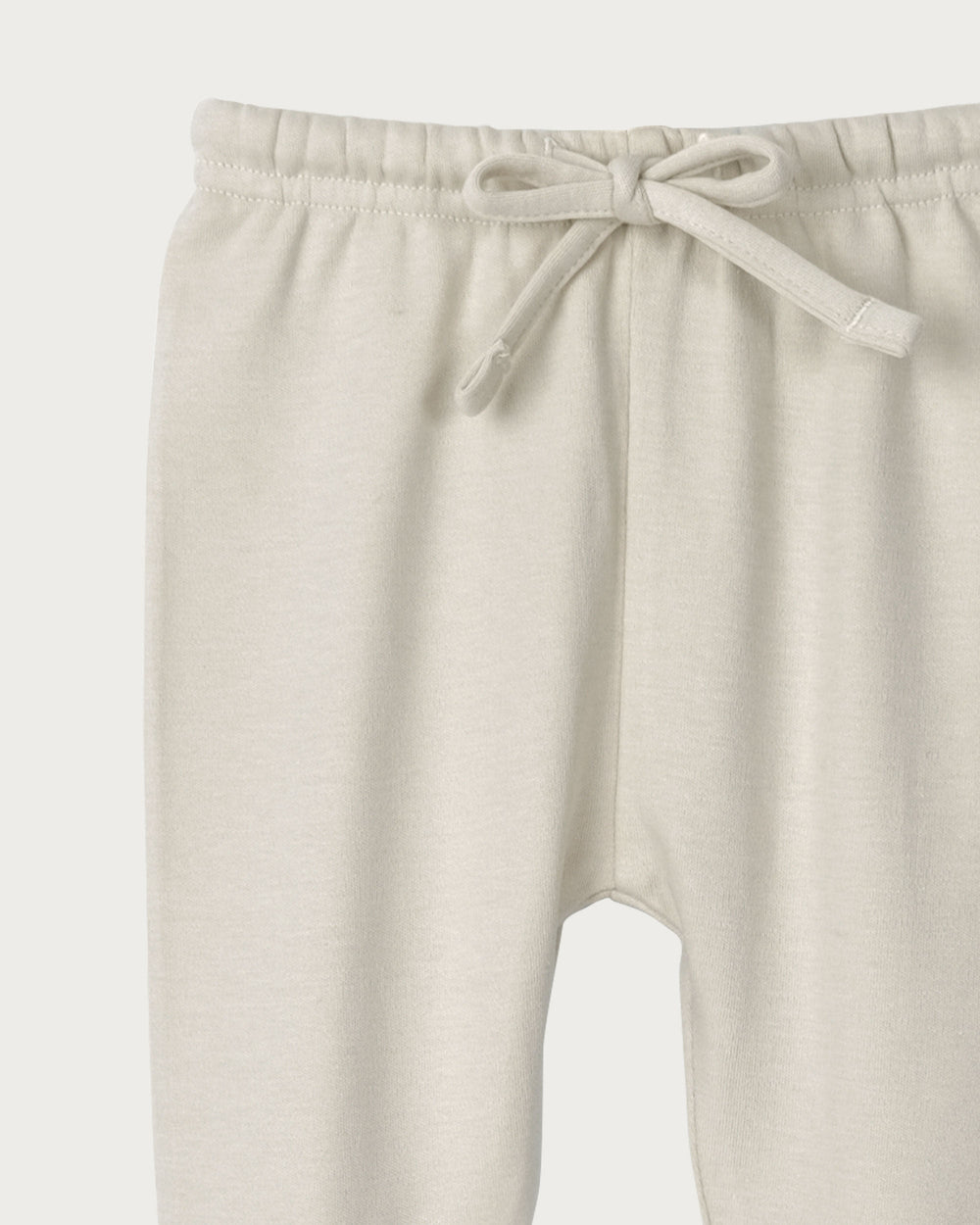 Babu footed legging are made from soft and breathable organic cotton,  designed with the first few months in mind. Available from www.thecollectivenz.com