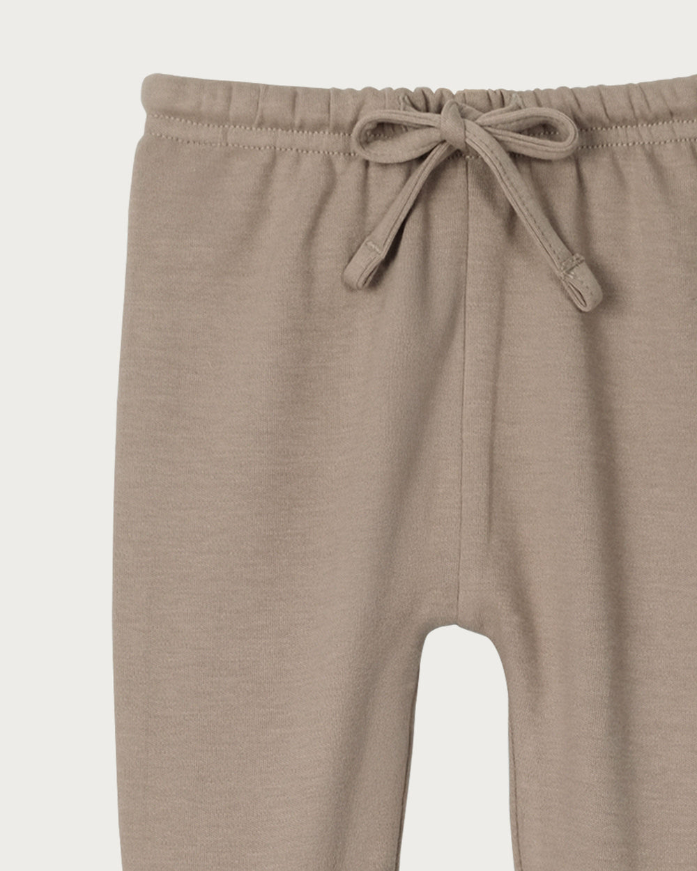 Babu footed legging are made from soft and breathable organic cotton,  designed with the first few months in mind. Available from www.thecollectivenz.com