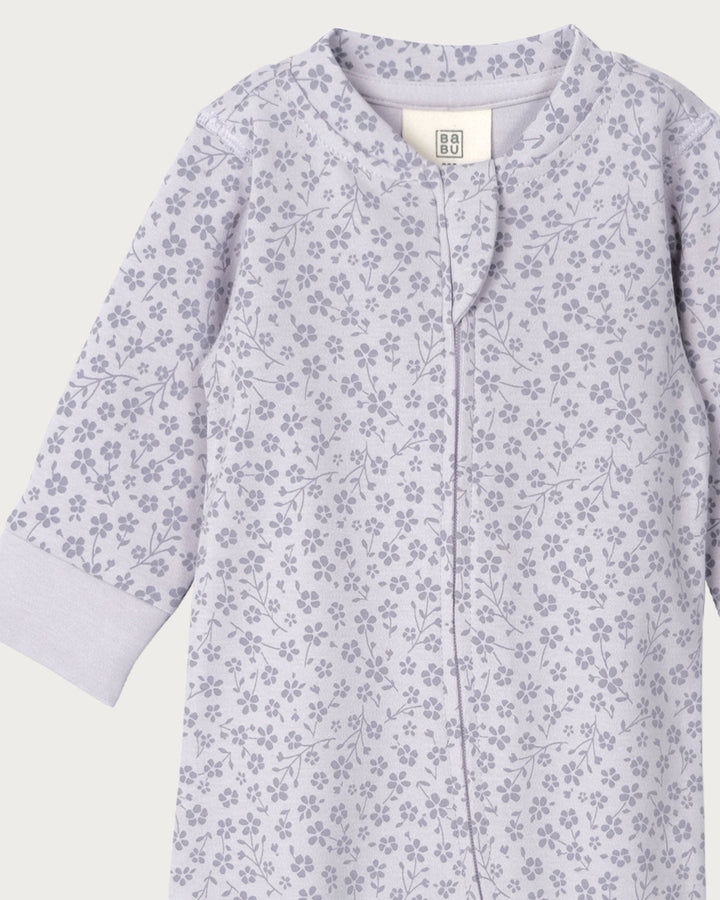 Babu footless onesies are soft, breathable, and made for all-day comfort, essential. Crafted from premium organic cotton, it’s gentle on delicate skin and designed to move with growing bodies. Available from www.thecollectivenz.com