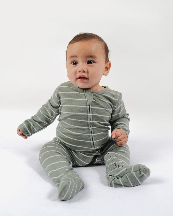 Babu Merino Footed Onesie is the ultimate all-in-one outfit for sleep, play and outdoor adventures, available from www.thecollectivenz.com