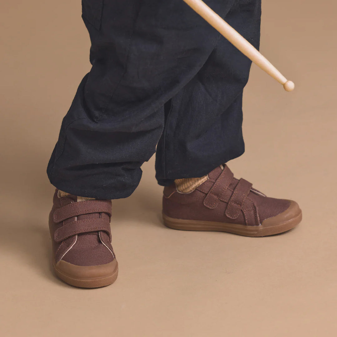 Otto Canvas Sneaker - Chocolate