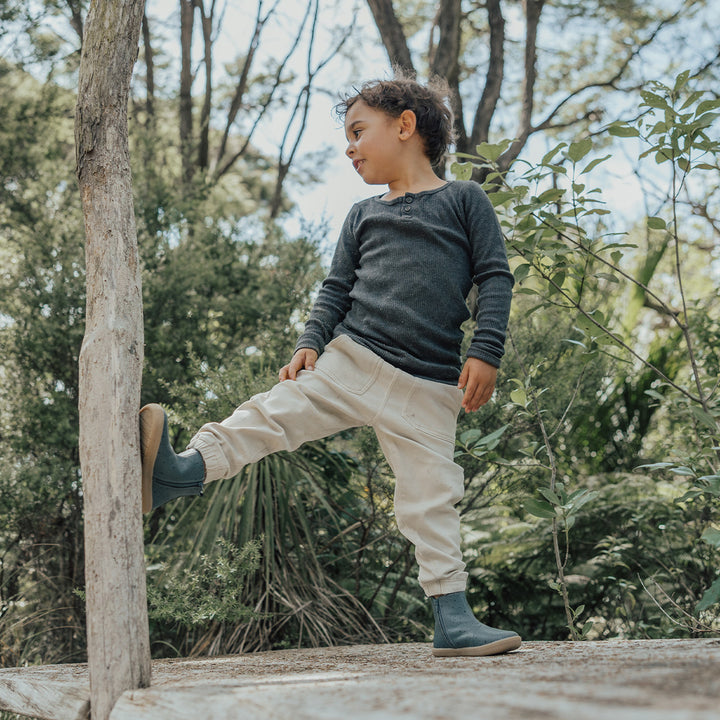 Pretty Brave provide flexible, comfortable footwear designed to meet the needs of active kids on the go. Shoes & boots for Babies & Children 0-8 years. Available from www.thecollectivenz.com