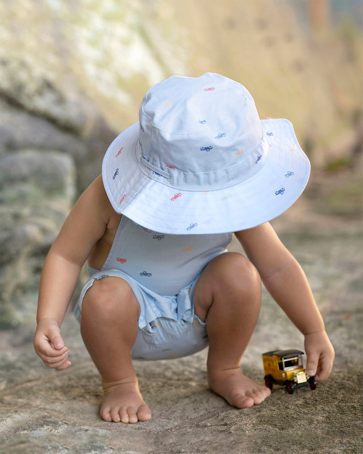Toshi nomad sunhat available from www.thecollectivenz.com