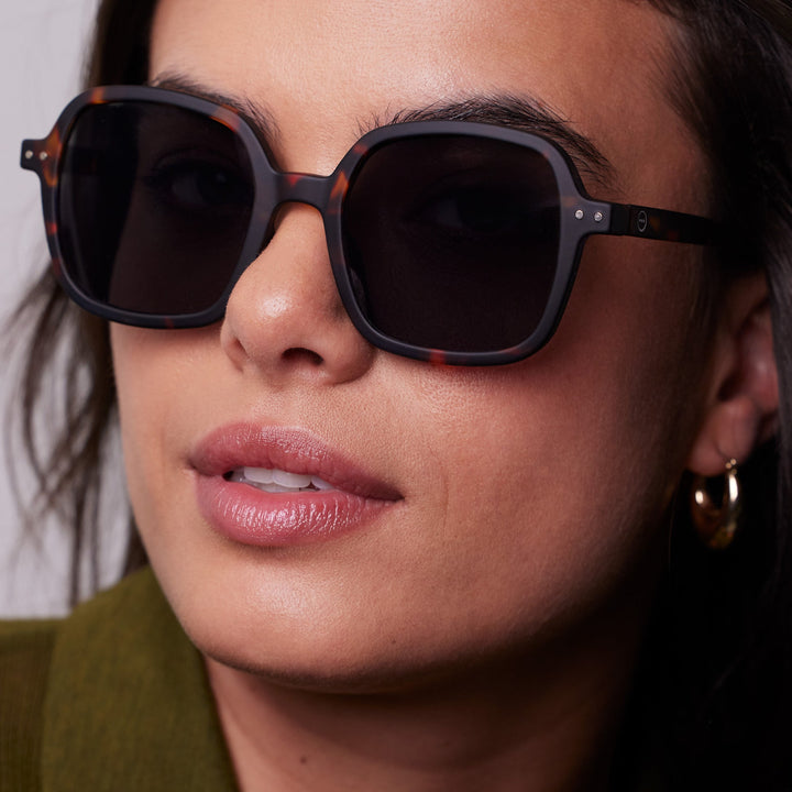 Izipizi O Sunglasses | Tortoise