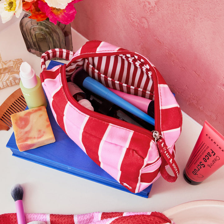 Dock & Bay: Toiletry Bag - Cherry Bomb