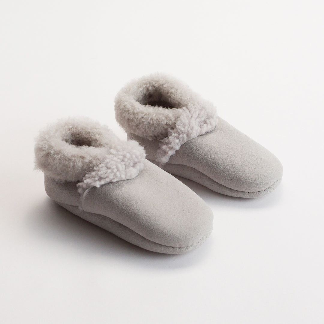 Woolbabe Lambskin Booties - Pebble