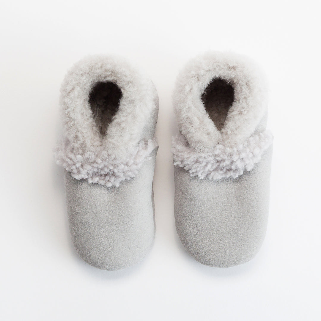 Woolbabe Lambskin Booties - Pebble