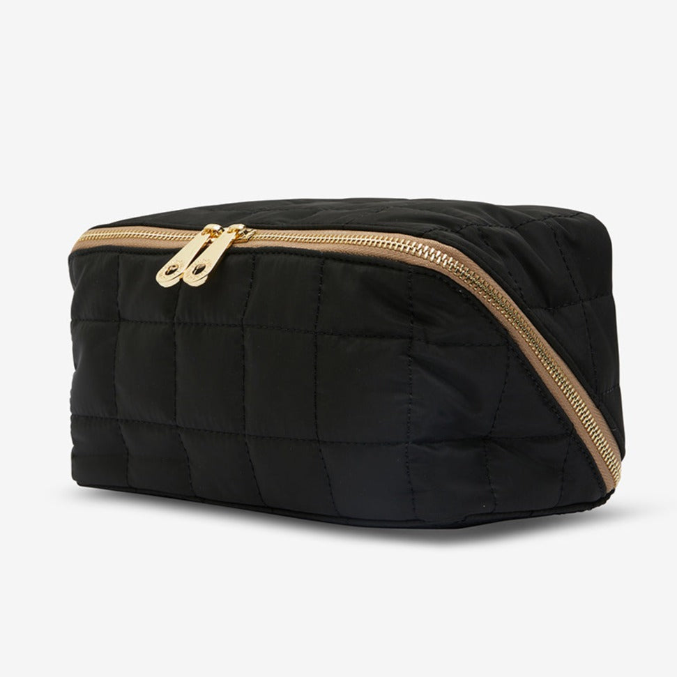 Elms & King wash bag available from www.thecollectivenz.com