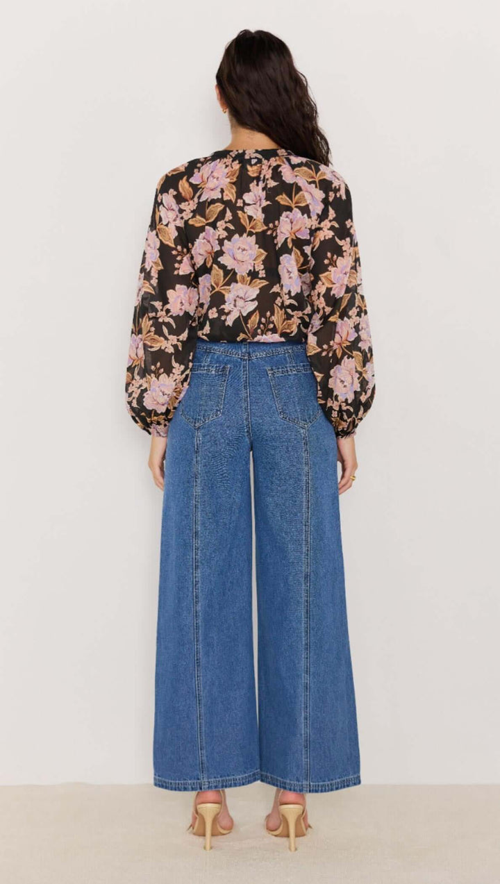  Soft, romantic and easy to style - this one’s a wardrobe no-brainer. available from www.thecollectivenz.com