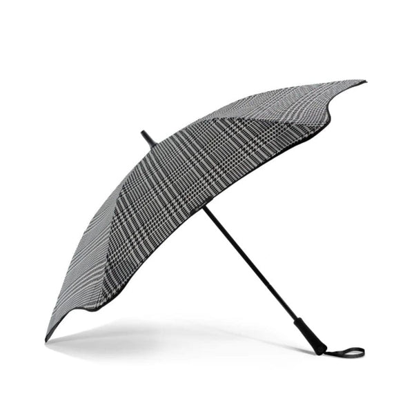 Blunt houndstooth classic umbrella available from www.thecollectivenz.com