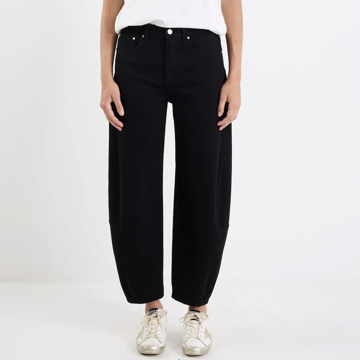 Graduate Jet Black Stretch Barrel Jeans