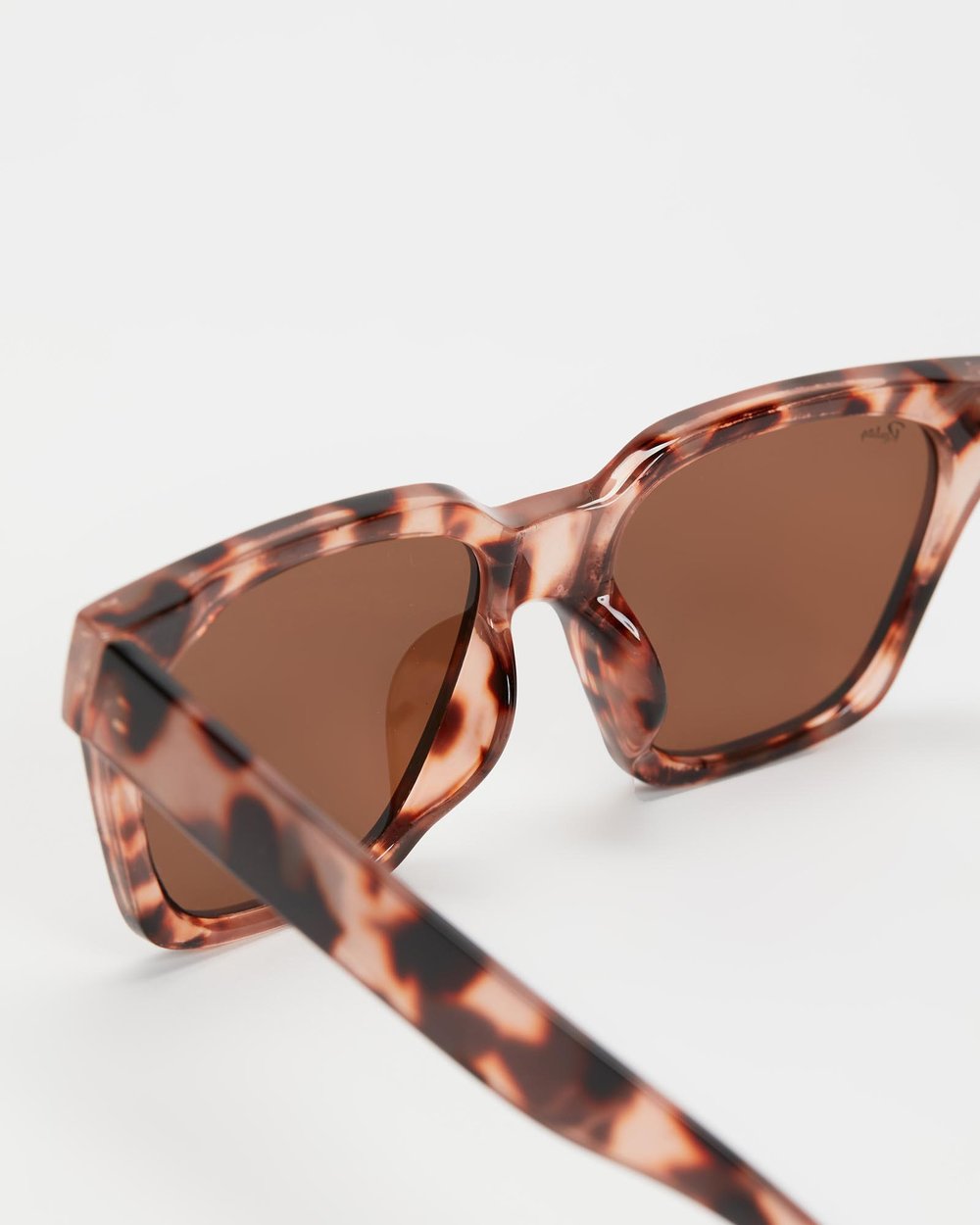 Anvil Blossom Sunglasses | Reality