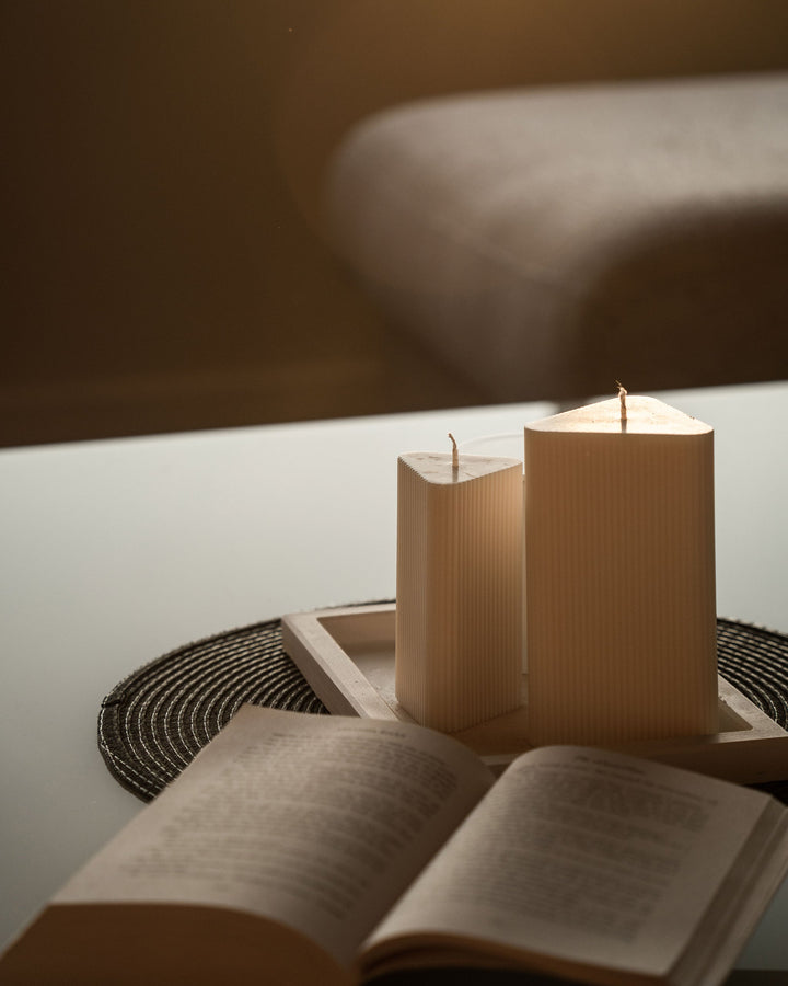 Helix Pillar candle - Sandalwood / Tall