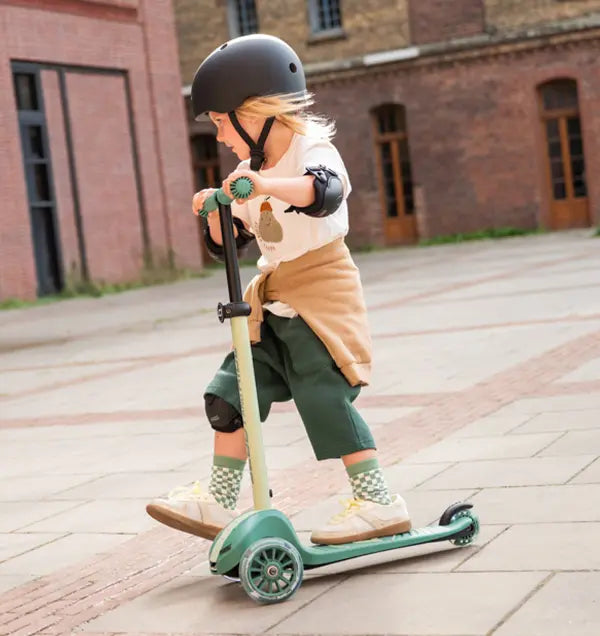 Scoot & Ride Highwaykick 3S – Forest