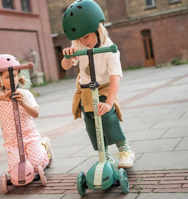 Scoot & Ride Highwaykick 3S – Forest