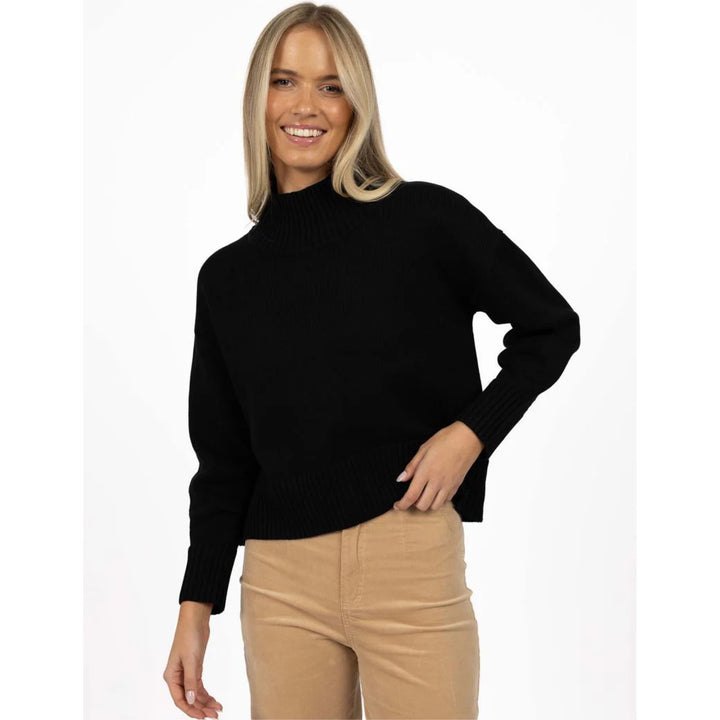 Sera Jumper - Black (HW26309)
