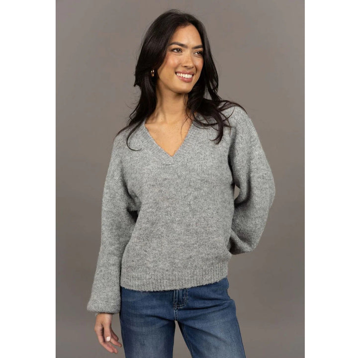 Nouveau V Neck Jumper - Ash