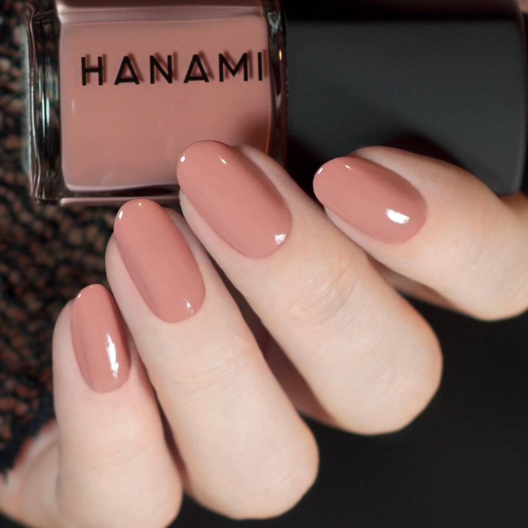 Come Closer Nail Polish