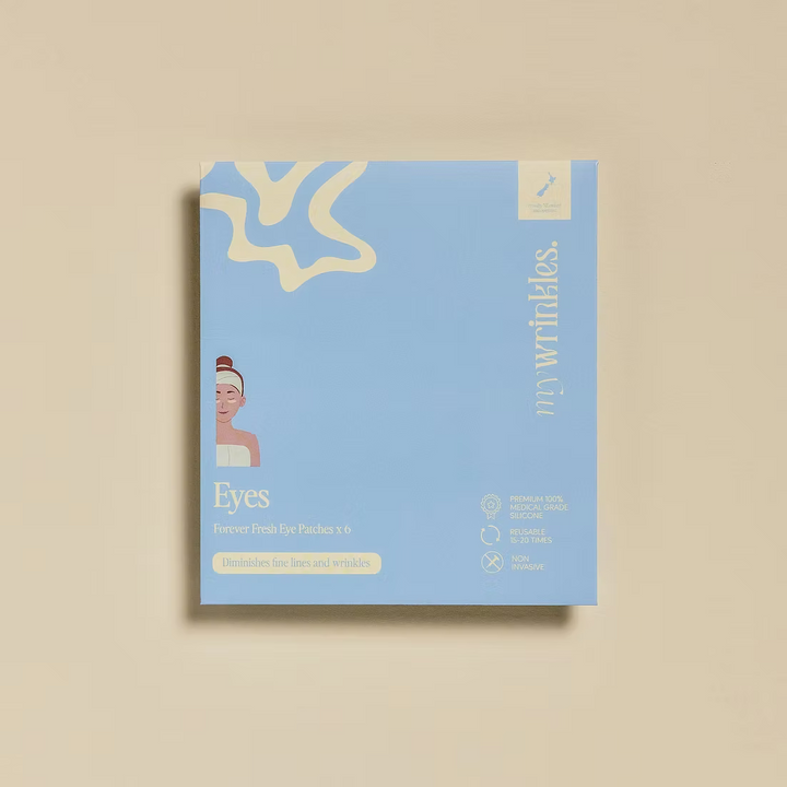 Blue packaging of Sofia La Roca eye patches on a beige background